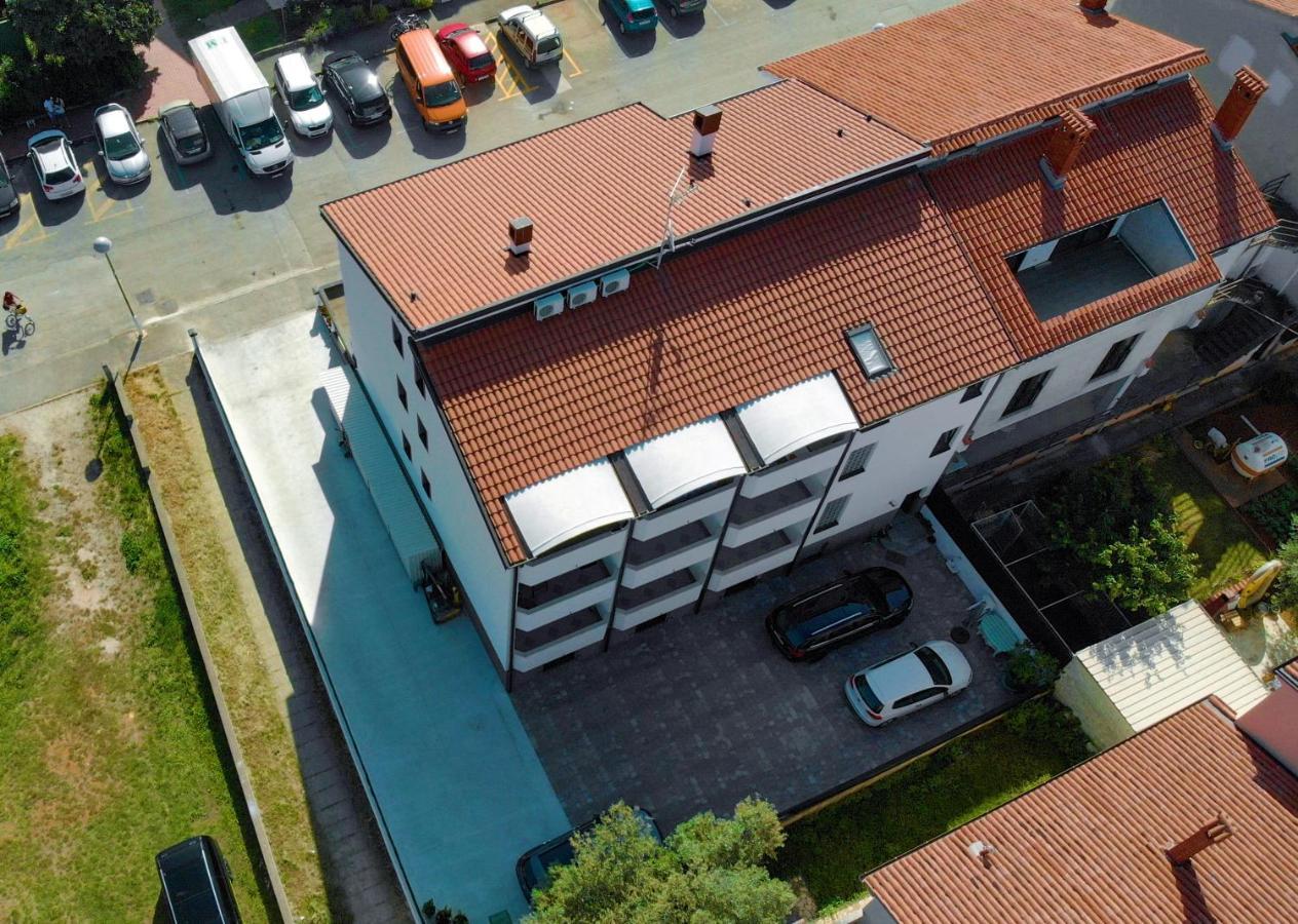 Bagi Apartments & Rooms Pula Bagian luar foto