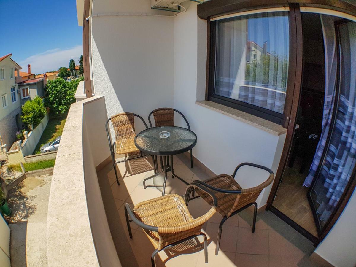 Bagi Apartments & Rooms Pula Bagian luar foto