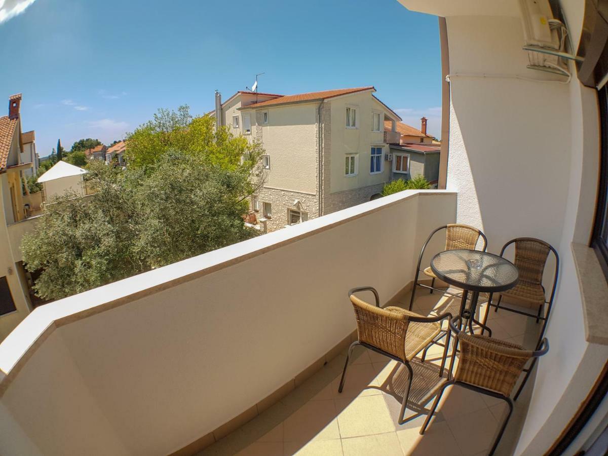 Bagi Apartments & Rooms Pula Bagian luar foto