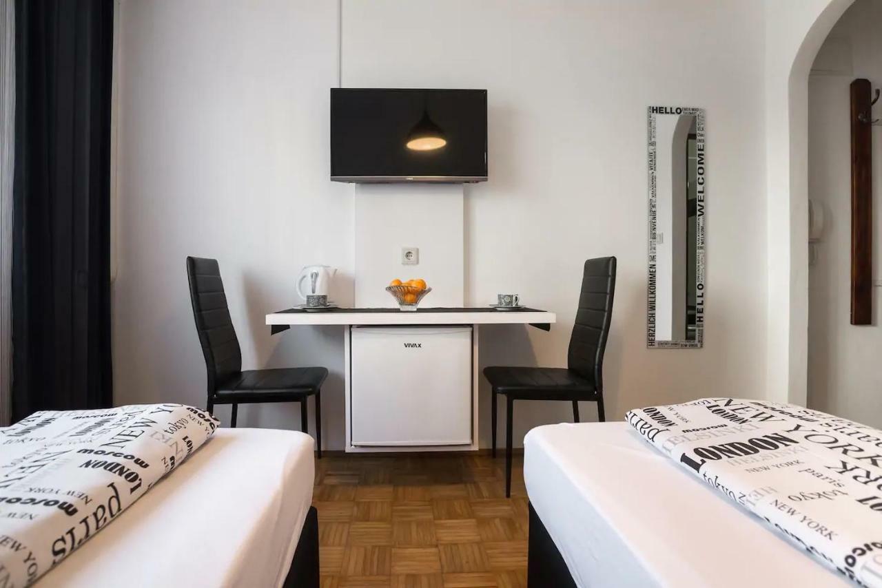 Bagi Apartments & Rooms Pula Bagian luar foto