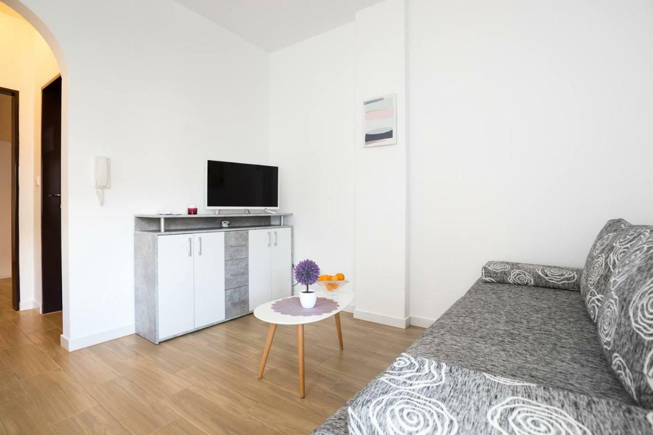 Bagi Apartments & Rooms Pula Bagian luar foto